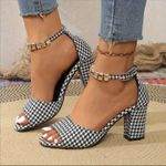 BLOCK HEELED SANDLES/ OPEN-TOE