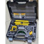product_image_name-Dewalt-Laser Level With Adjustable Tripod Stand-1