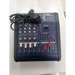 Omax  4 Channel powered mixer