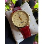 Classic Men’s Leather Strap Watch – Elegant Design with Battery Powered Movement