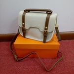 Premium quality women's shoulder bag