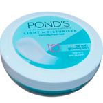 Pond's Light Moisturiser For Soft Glowing Skin    