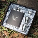 Stainless Steel Leather Whiskey Bottle Hip + 2 Tot Cups