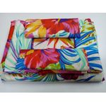 2 pcs bedsheets  4 pcs pillow cases  6x6