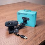 Logitech C270 Plug & Play HD Video Recording Built-in Microphone Laptop Desktop Webcam Web Camera