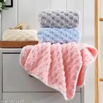 product_image_name-Generic-High Absorption Coral Velvet Cloud Grid Kitchen Towel - 75x36cm-1