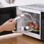 product_image_name-Generic-Microwave Food Cover High Temperature Splash-Proof Transparent Dust-Proof Kitchen Lid with Chef Handle for Safe, Clean, and Convenient Cooking-4