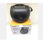 black K1s solar powered Bluetooth speaker