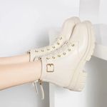 product_image_name-Fashion-Cream Buckle Boots-2