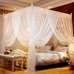 White Mosquito Net With Portable Metallic Stand