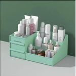 Makeup organizer 