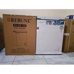 Rebune 137L Chest Freezer – Large Capacity, Energy-Efficient & Reliable White.