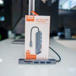 product_image_name-Generic-HDTV adapter 6-in-1 USB-C Hub + Card Reader. -1