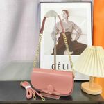 women classic handbag