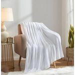 Un Branded White 6*6 fleece throw blanket