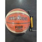 Molten  Basketball With Free Pump