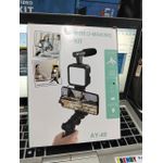 product_image_name-Generic-Ultra-Portable Video Kit: Professional Quality Anywhere-1