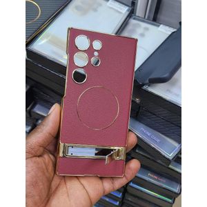 Carbon Fiber Case with Stand for Samsung Galaxy S24 Ultra – Slim Shockproof Phone Cover – Red