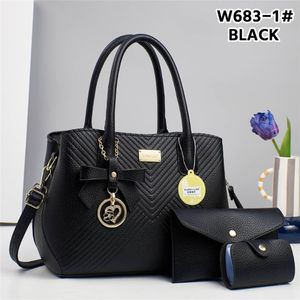 Timeless Elegance: A Stylish And Functional Handbag Set For The Modern Woman
