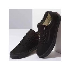 Vans Old Skool Triple Black Sneaker