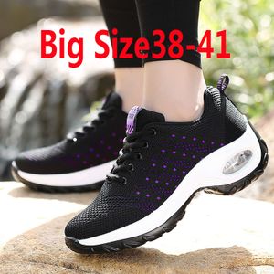 Women's Thick Soled Sports Shoes