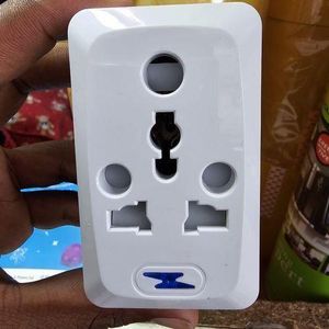 Universal 13 Amp Electrical 3 Way Pin Socket Multi Plug Converter