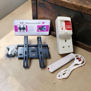 Strong Build Skilltech 15-43in Tilt TV Wall Mount Bracket + Power King 4Way Power Ext Cable + FREE FK TV Guard 