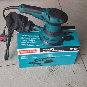 Makita Random Orbital Sander