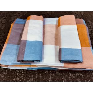 Fade-resistant, shrink-resistant Cotton 4-Piece Bedsheet Set – 5×6 ft (2 Bedsheets + 2 Pillowcases) Soft & Comfortable Fabric Made from high-quality breathable material for a cozy sleep experience.