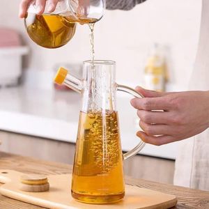 Glass Oil Jar with Bamboo Lid – 580ML Kitchen Storage Dispenser (Airtight & Stylish)