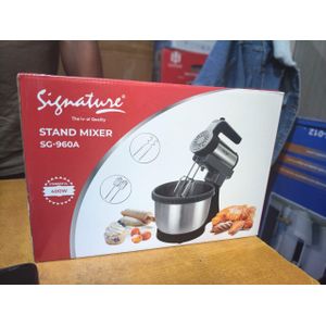 SIGNATURE 4-LITRE STAND MIXER