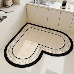  50 by 50 cm Modern Black & White Heart-Shaped Kitchen Mat