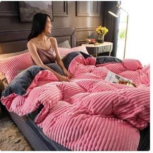 Classy Comforter Velvet 6*7 Woolen Duvets,one Bedsheet And Two Pillowcases