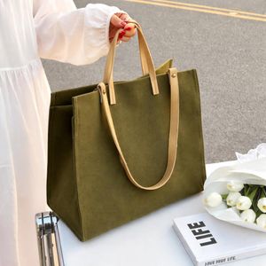 Large Capacity Smart Casual Canvas Tote Bag – Stylish Everyday Shoulder Handbag