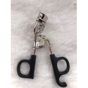 Elf Silver and black Eyelash Curler