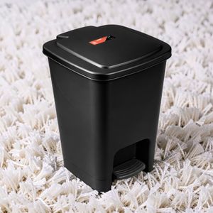User Friendly Lift Up Lid Smooth Finish Easy Clean 30L Black Hard Plastic Step Pedal Waste Garbage Dust Bin 