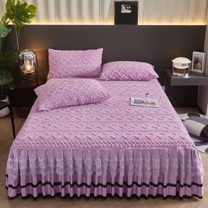Luxurious high quality bedspread/bedskirt