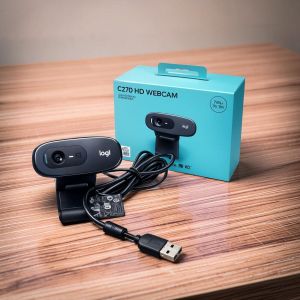 Logitech C270 High-Quality Live Streaming Built-in Microphone HD Laptop Desktop Webcam Web Camera