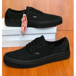 Vans Timeless  All Black Low-Top Canvas Rubber Sneakers Low-Perfect Colour Pop for Your Wardrobe