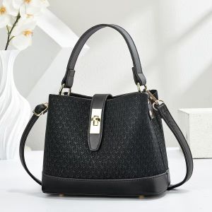 LADIES HANDBAG