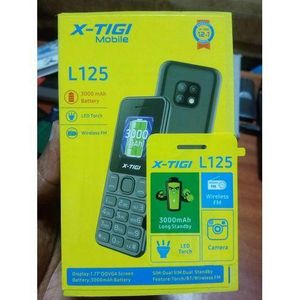 X Tigi  L125 3000mAh Dual SIM 1.77 Screen BT/Wireless FM Torch camera
