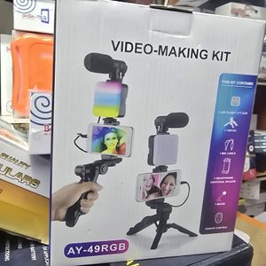 AY-49RGB Professional Smartphone Video Kit RGB Fill Light Mic Foldable Tripod Stand Setup