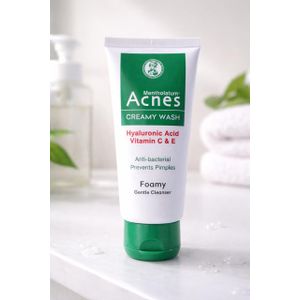ACNES Creamy wash