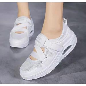 Quality Breathable white Sneakers