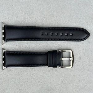Apple Watch Ultra 49mm&Watch Ultra 2 49mm / Series 9&8&7 45mm / SE 3&SE 2&6&SE&5&4 44mm / 3&2&1 42mm(Black) Leather Strap Watch Band