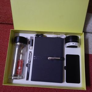 6in1 corporate luxurious gift pack