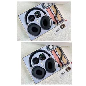 It 40 big screen 2.3 with headset plus 4 colours 