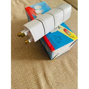 UniTravel Pro 3-Pin Universal Adapter (20 Pack)