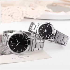 2 PCS Classic Couple Wrist Watch Set Black Dial
