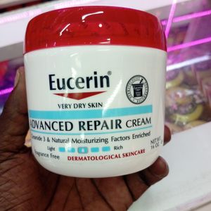 Eucerin Advanced Repair Cream, a dermatologist-recommended moisturizer designed for very dry skin.-454g 
